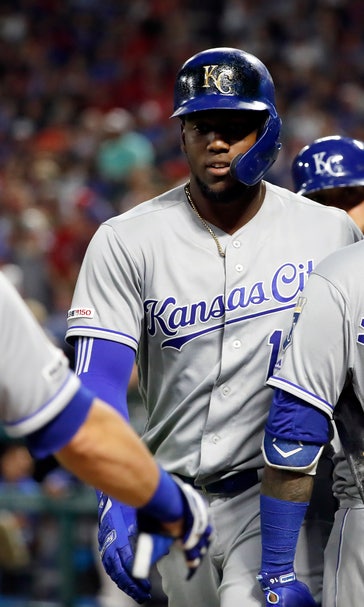 Soler, Mondesi homers lead Royals past Rangers 4-2